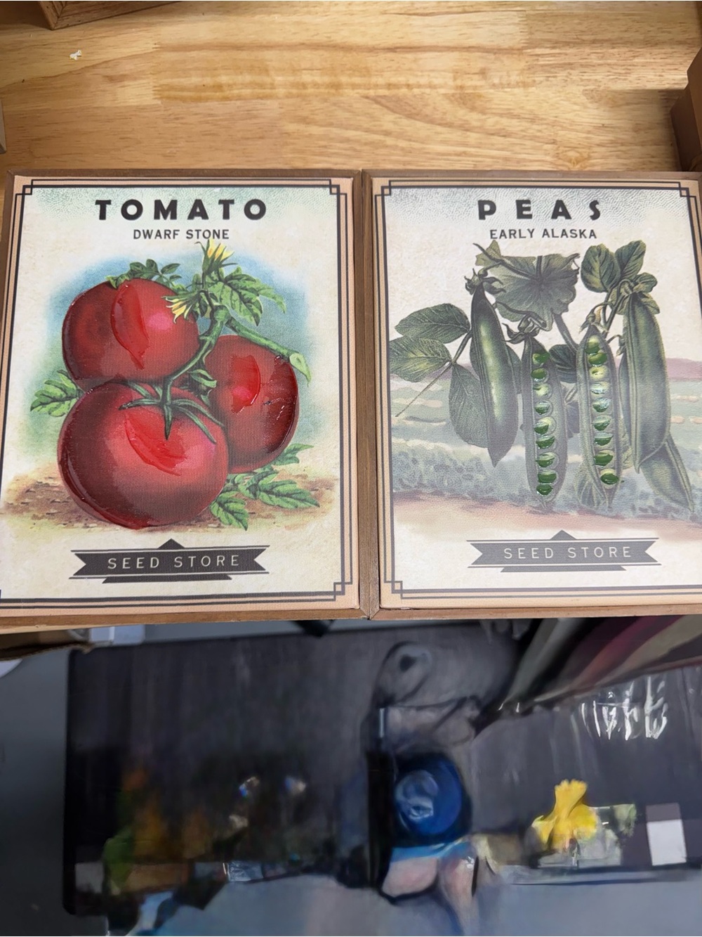 Vintage-Style Tomato & Peas Seed Art Prints – Red Tomato, Green Peas